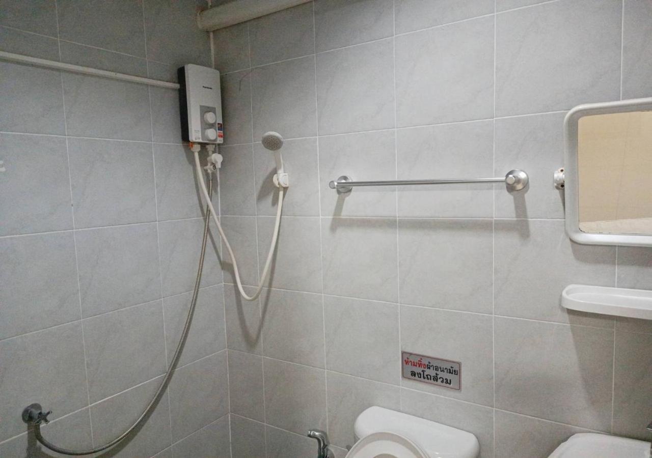 กู๊ดวิวสัตหีบ Hotel Kültér fotó